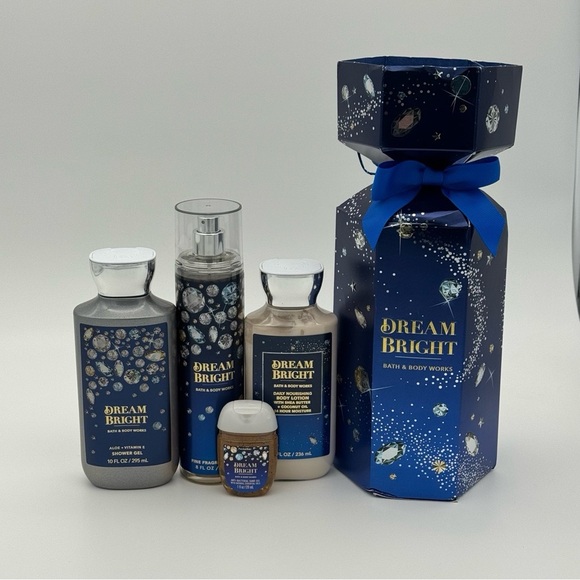 Bath & Body Works Other - Bath & Body Works Dream Bright Holiday Gift Set NWT